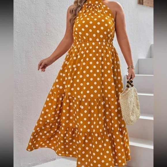 3/$28❤️SHEIN VCAY Plus size polka dot keyhole back halter top,& Ruffle Hem Skirt - Picture 1 of 7